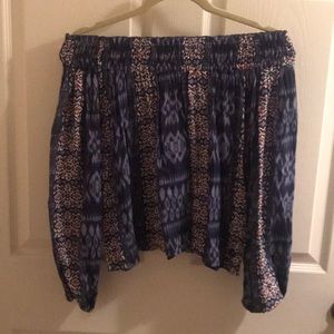 HOLLISTER Off-the-Shoulder Peasant Top